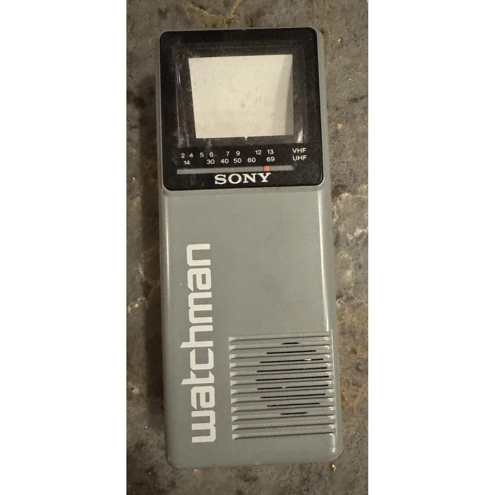 Sony Watchman‎ FD-10A Portable Black & White TV VHF/UHF Vintage 1988 Powers On